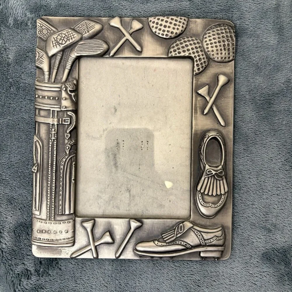 Classic Golf Metal Picture Frame with Golf Theme 3D Design Fits 3 1/2